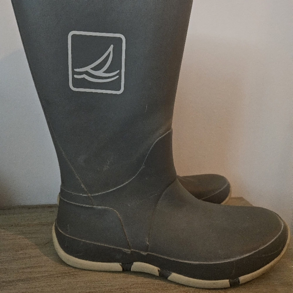 Brand New Sperry Rainboots